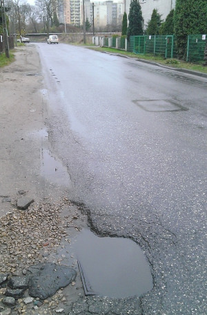 Zdjęcie 1 przedstawia problem zgłoszony w tym alercie
