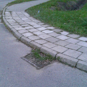 Zdjęcie 1 przedstawia problem zgłoszony w tym alercie