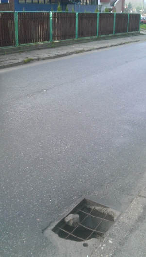 Zdjęcie 1 przedstawia problem zgłoszony w tym alercie